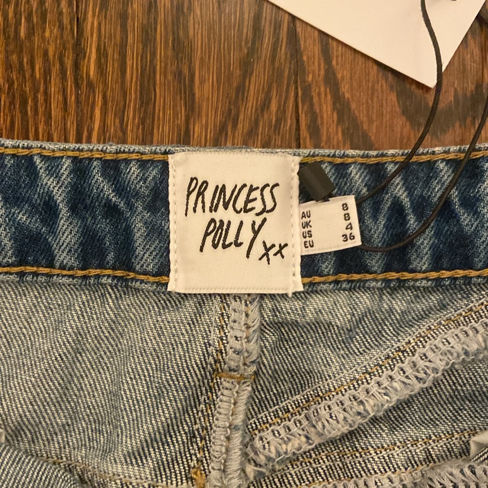 Size 4 Princess Polly mini denim skirt - Picture 3 of 3